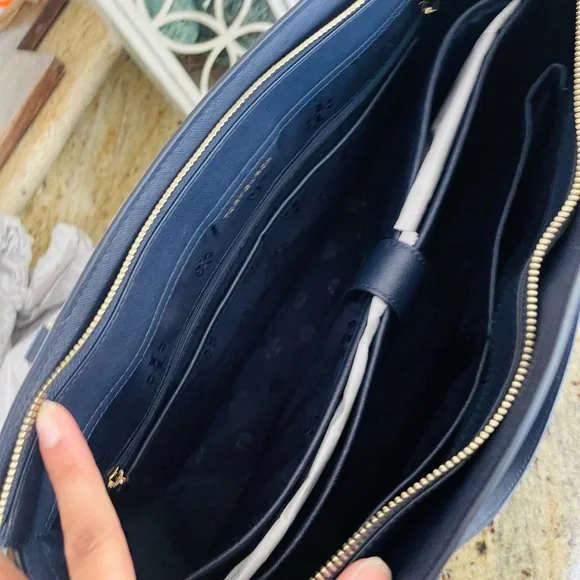 New💙 Tory Burch Emerson top zipper tote & matching wallet - Picture 6 of 12